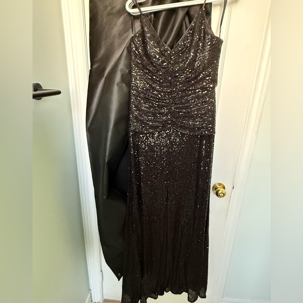 NWT Ever New Rosaleen Sequin Ruched Dress - Picture 2 of 9